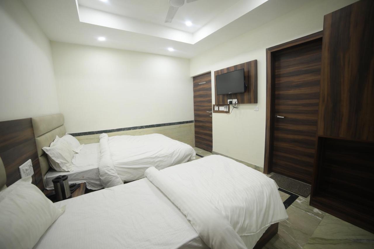 Hotel Shri Ram Residency Agra  Bagian luar foto