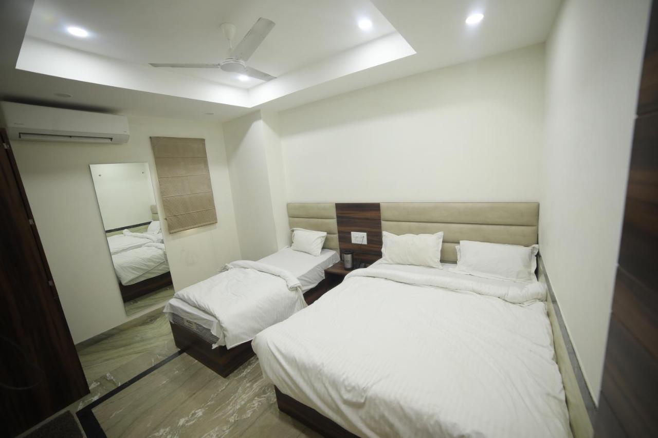 Hotel Shri Ram Residency Agra  Bagian luar foto